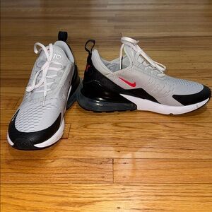 Like-New Nike Grade School Air Max 270
